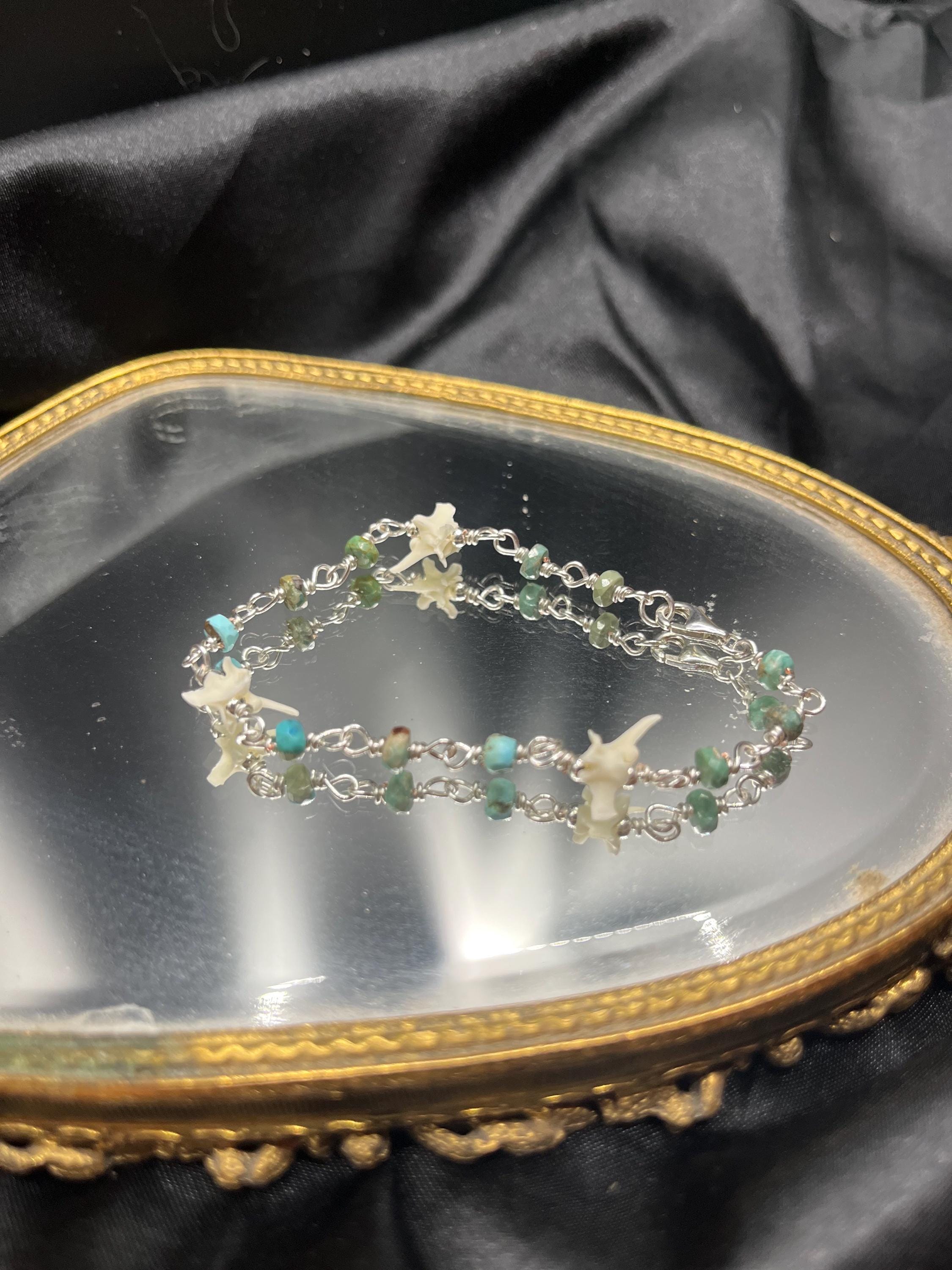 Kingman Turquoise Rondelle & Rattlesnake Vertebrae Bracelet – Sterling Silver