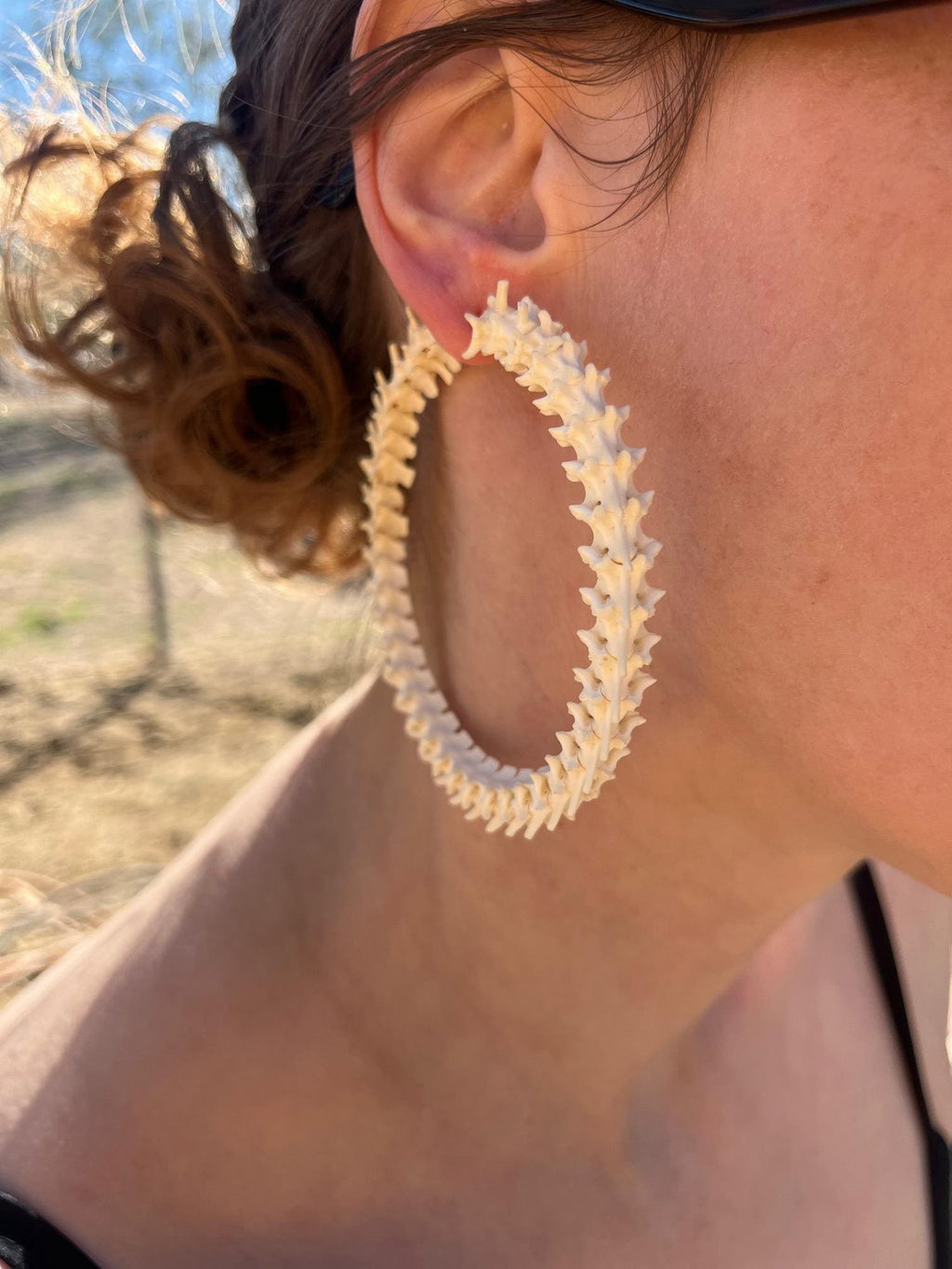 Diamondback Rattlesnake Vertebrae Hoop Earrings – Western Snake Bone Jewelry