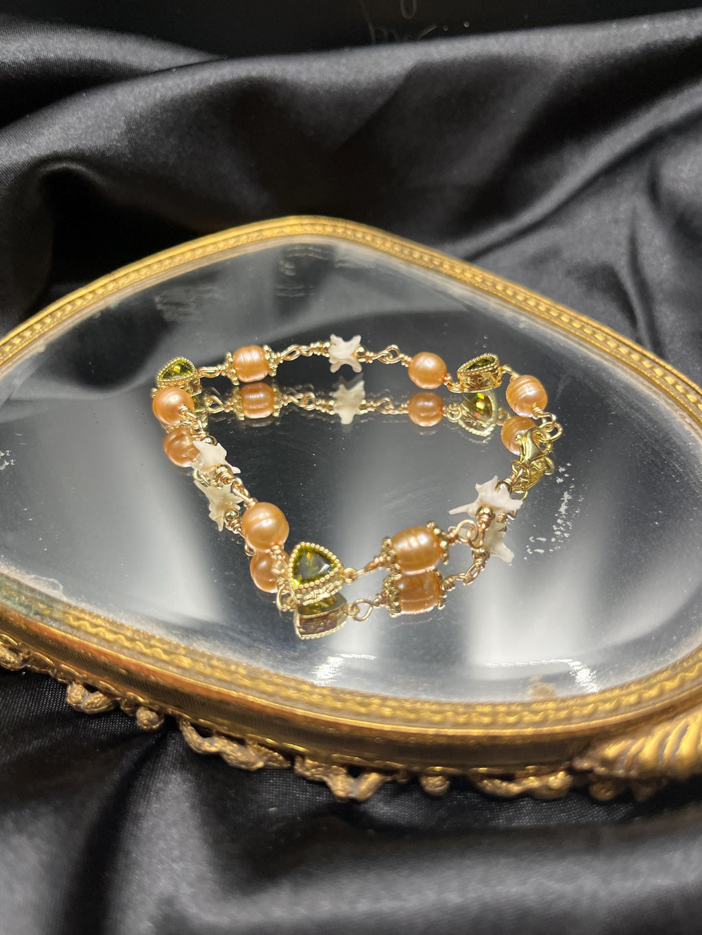 Pink Pearl, Green Bezel-Set Gem & Rattlesnake Vertebrae Bracelet – 18k Gold-Plated