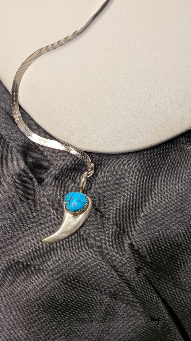 Sterling Turquoise Lariat Necklace | Herringbone Chain | Rattlesnake Vertebrae | 21.5”